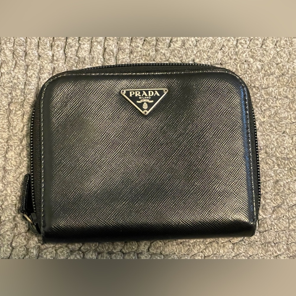 Prada Black Saffiano Leather Compact Bifold Zip Wallet